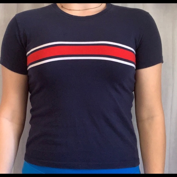 simple t-shirt - Picture 2 of 4